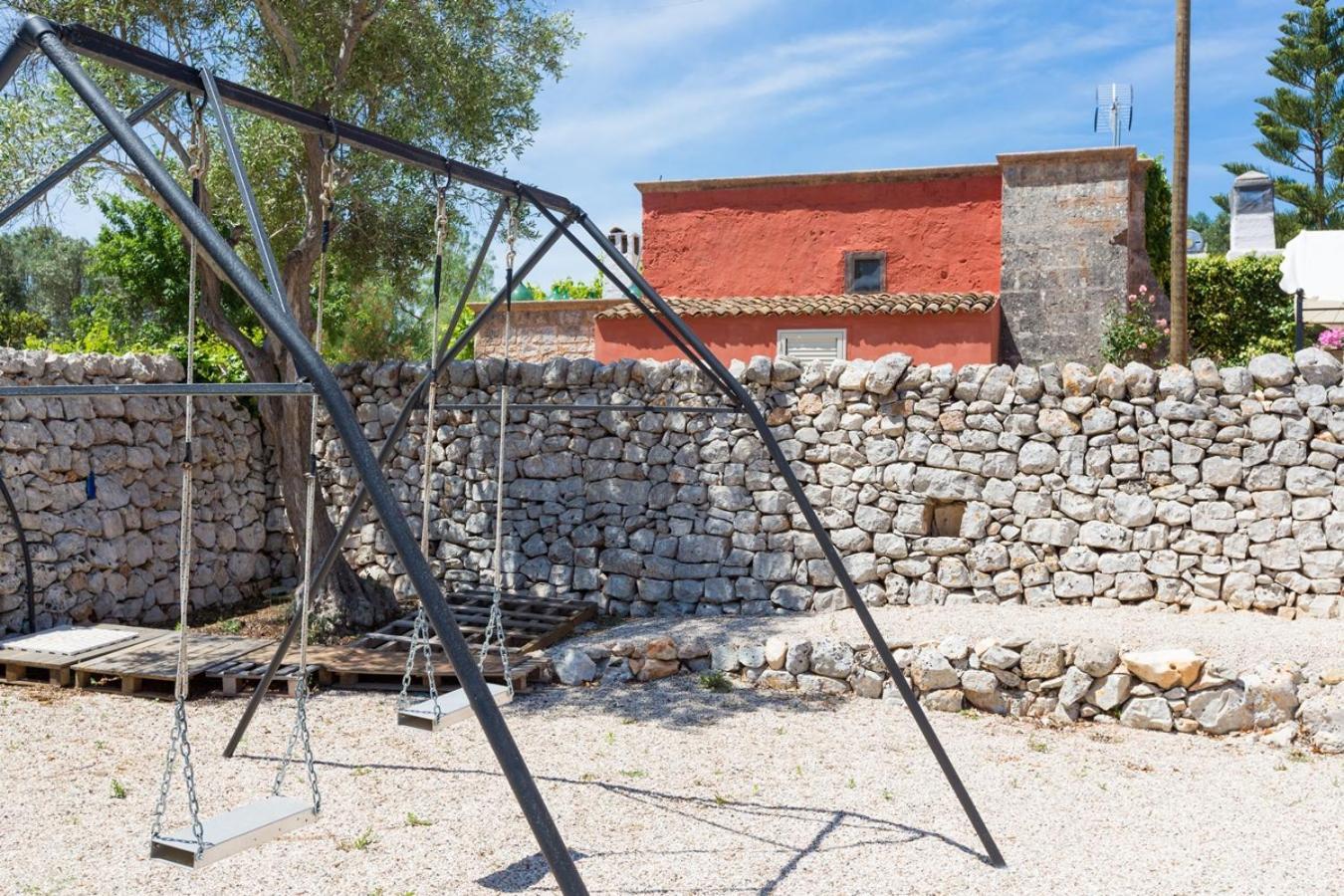 La Corte Della Masseria San Vito dei Normanni Exteriör bild